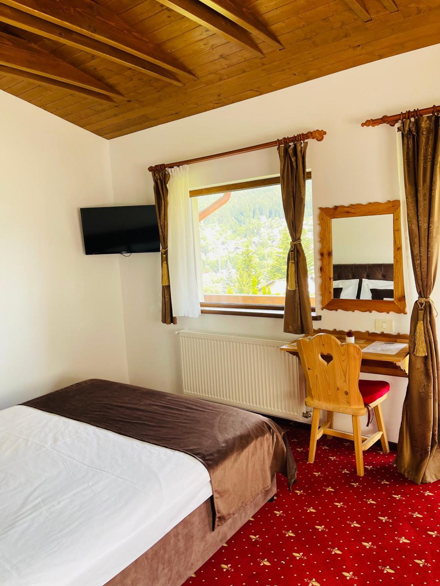 Casa Belcin Spa&Retreat Buşteni 外观 照片